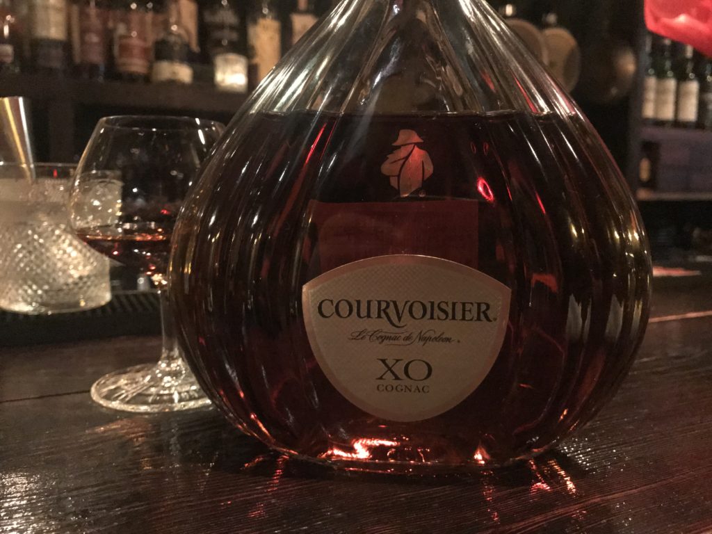 未開栓COURVOISIER XO クルボアジェ COGNAC コニャック 楽天市場】□オールドボトル□ クルボアジェ XO グリーンボトル