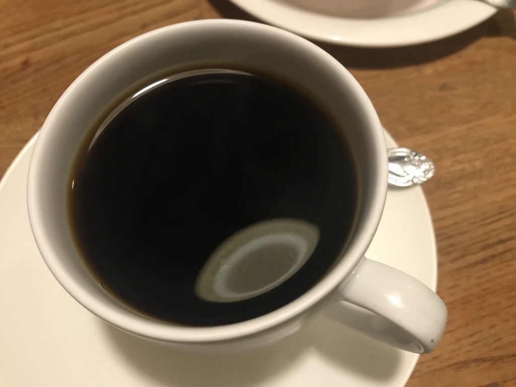 鶯谷「デン」のホットコーヒー