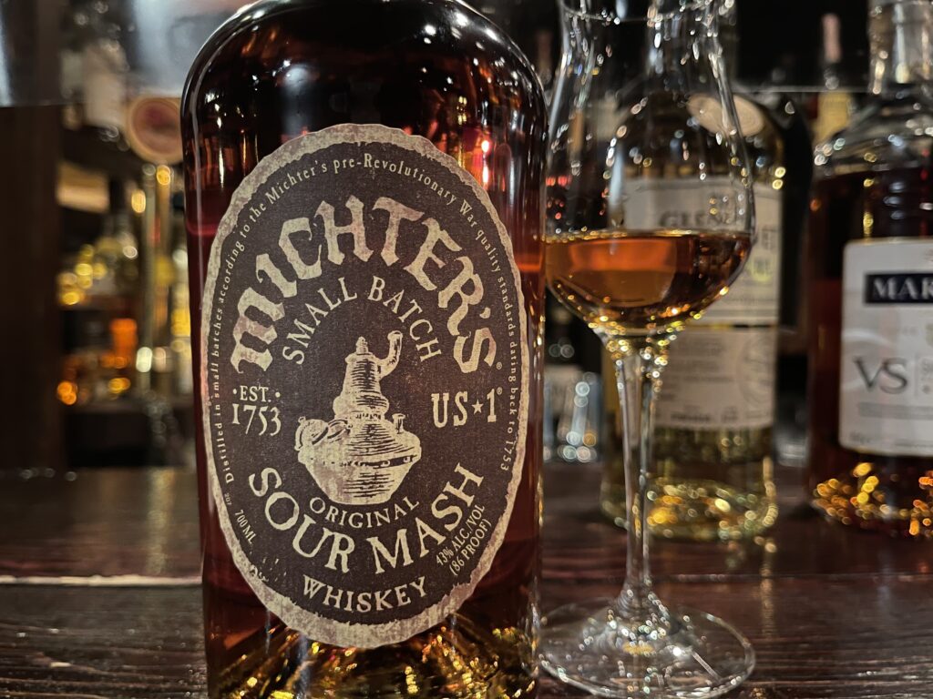 ウッドフォードリザーブ セレクトアメリカンオーク、甘さ穏やか