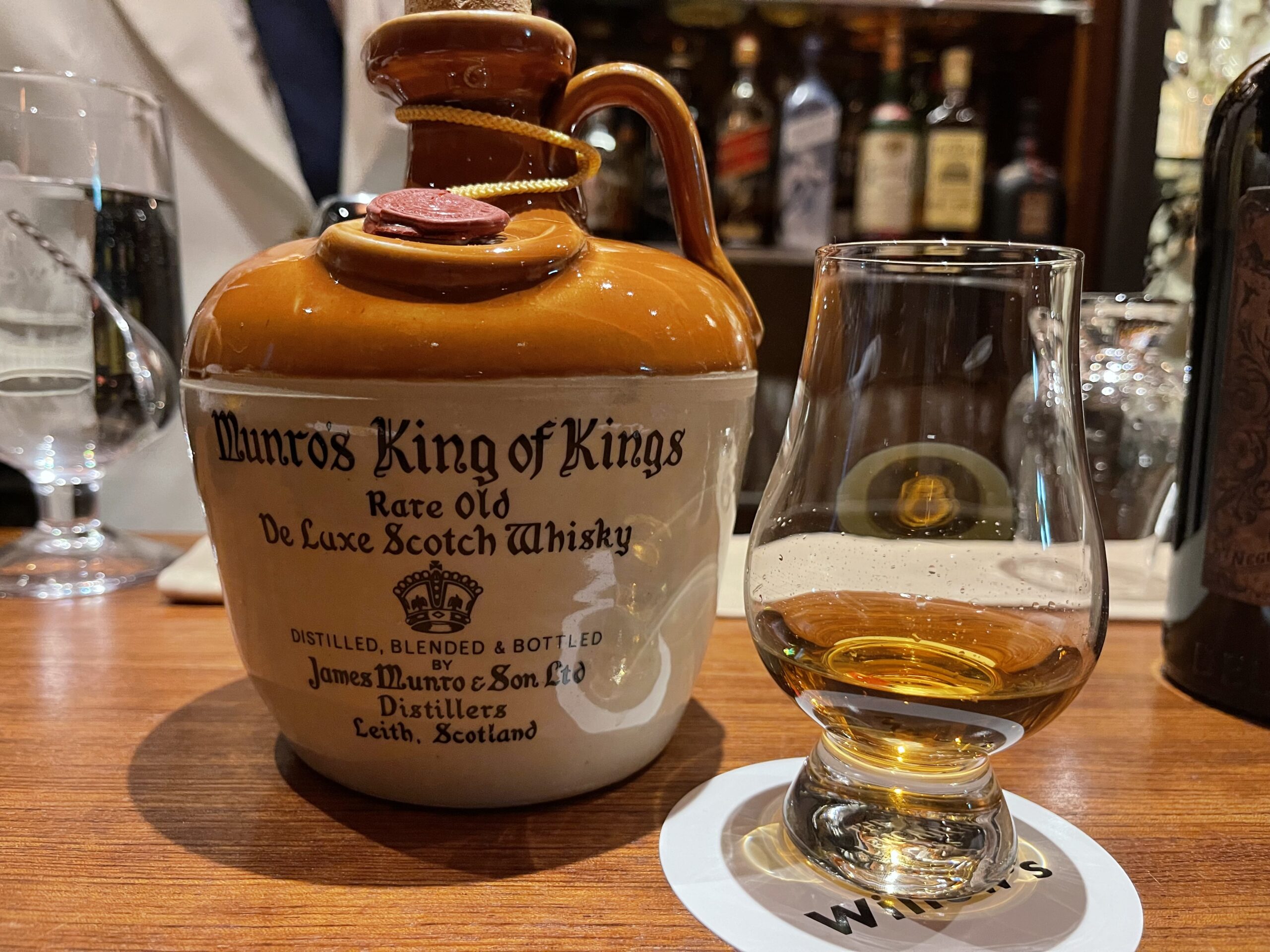 Munro's King of Kings 750ml キングオブキングス マンローズ キングオブキングス 1980年代流通 ”ウイスキー特級