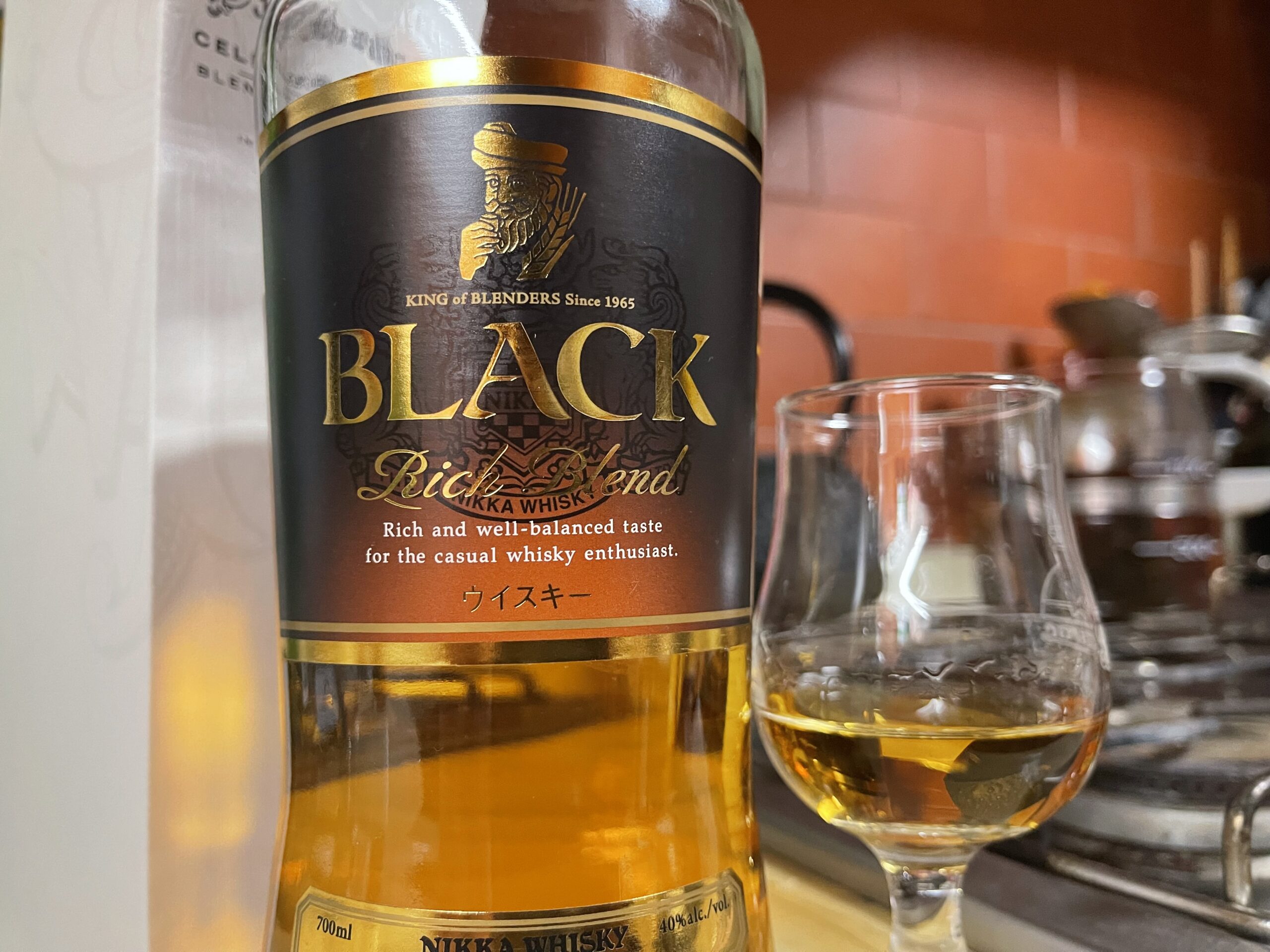 ブラックニッカ リッチブレンド、お求めやすさと適応力。 - 酒と共感の日々