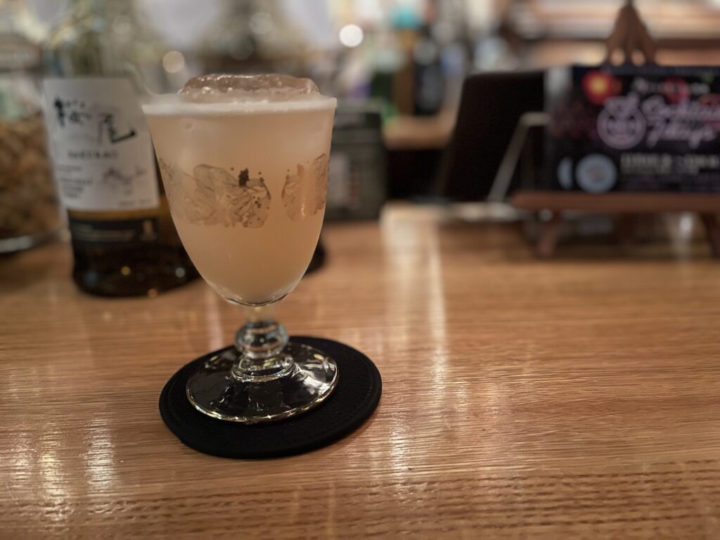 エクスカリバー ゴールド12年、クセなし＆印象なし。 - 酒と共感の日々