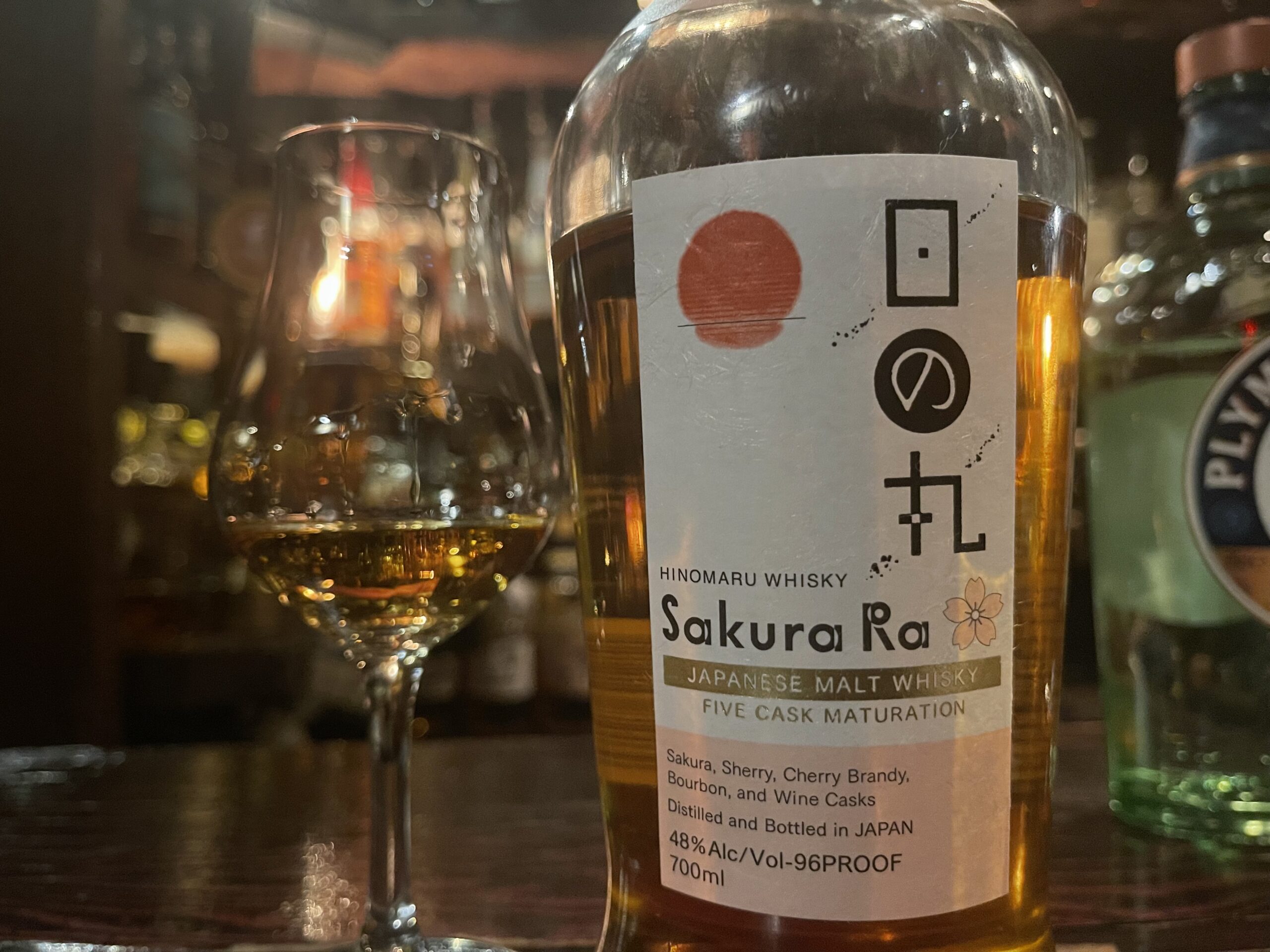 日の丸ウイスキー Sakura Ra：桜うっすら、複雑さこそ持ち味