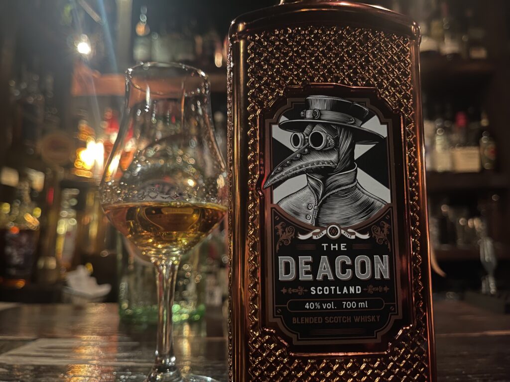 ザ・ディーコン：従来の印象をガラリと変える新ブレンデッド - 酒と