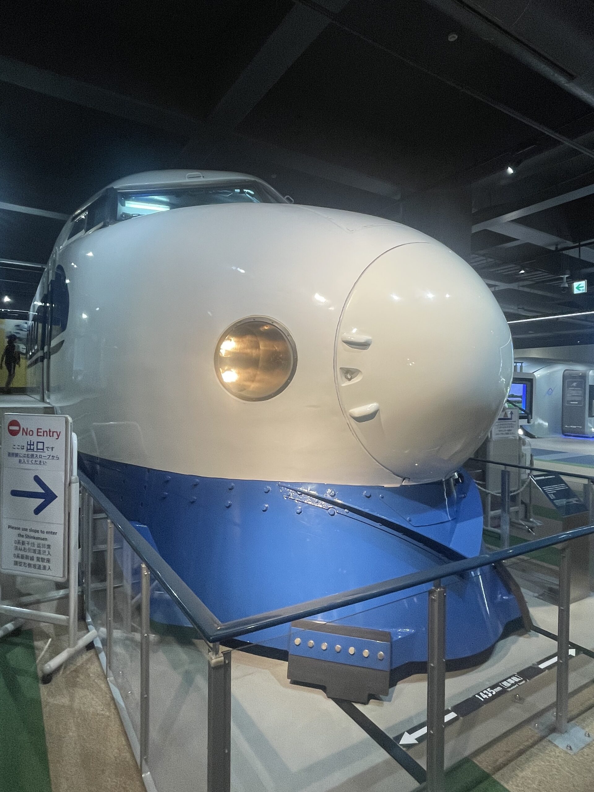 カワサキワールドの0系新幹線展示